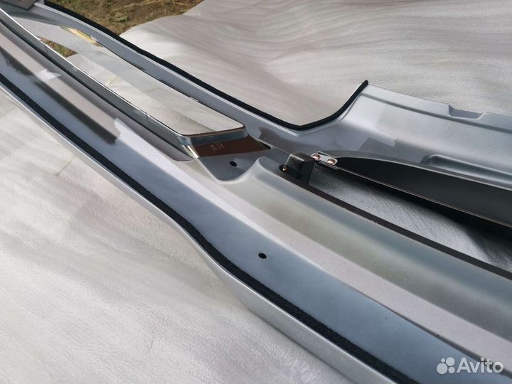 Накладка переднего бампера Ssangyong Kyron