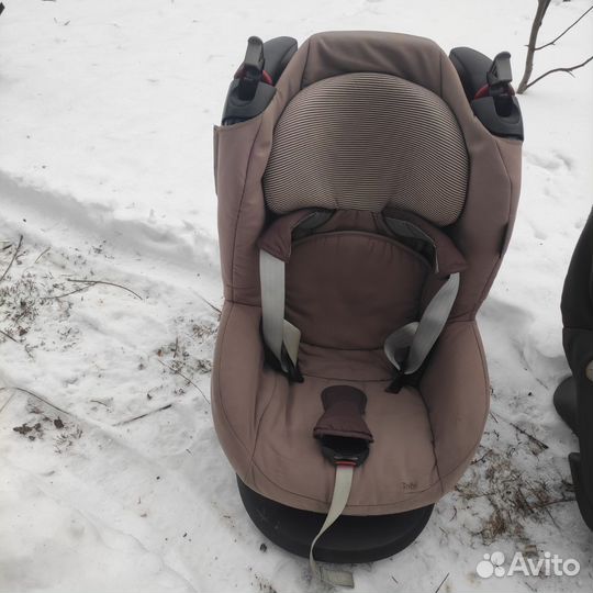 Автокресло Maxi cosi tobi и Britax