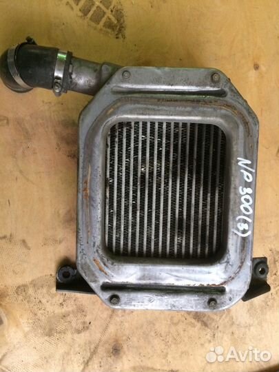 Nissan NP300 интеркулер