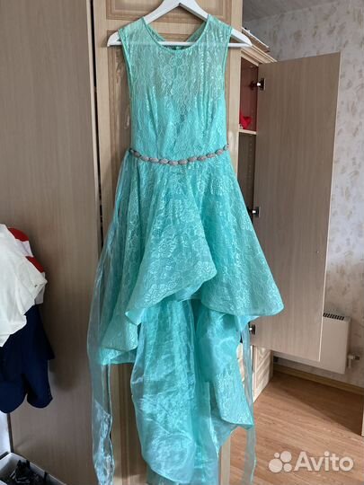 Вечернее платье