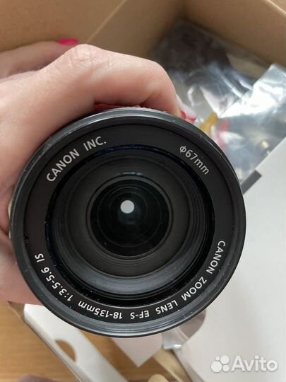 Зеркальный фотоаппарат canon 550д без объективов