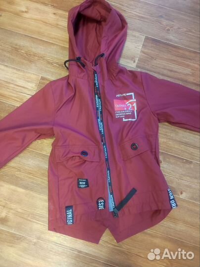 Куртка/ветровка демисезонная на мальчика 116-122