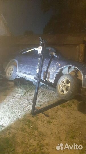 Опрокидыватель автомобиля