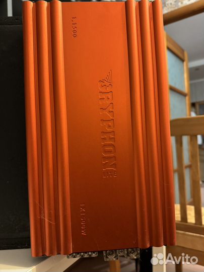 Активный сабвуфер jbl