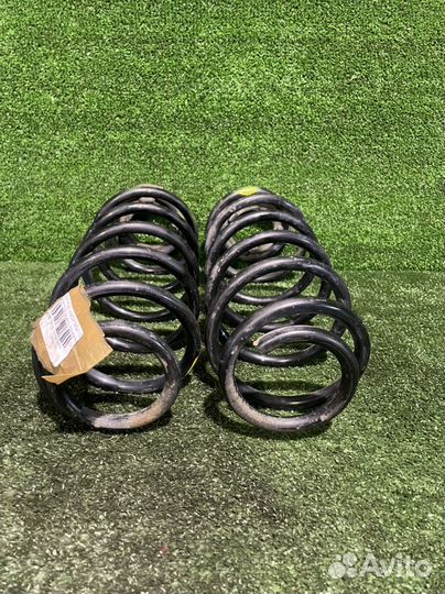 Пружины задние toyota platz,vitz,funcargo,IST