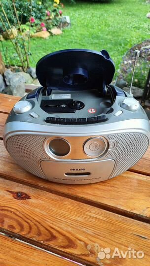 Аудио магнитола Phillips