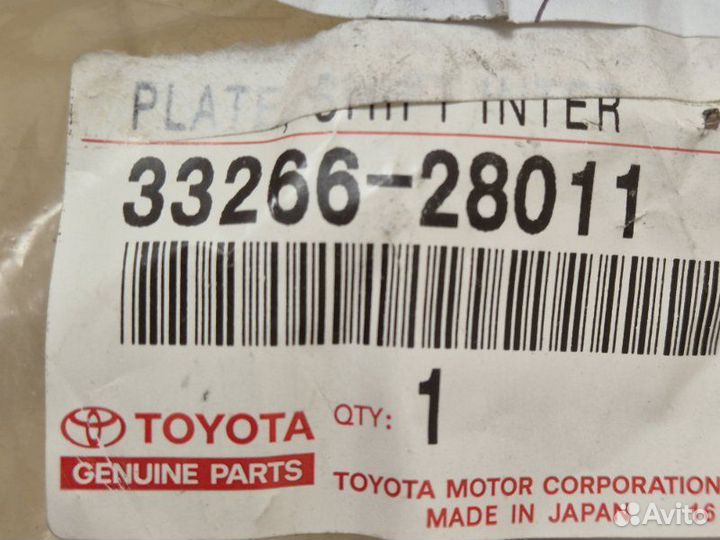 Крепеж Toyota Rav4 30