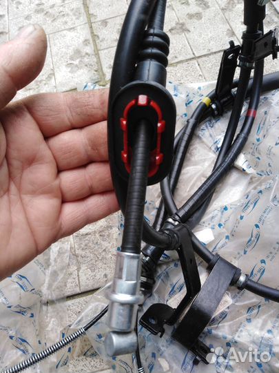 Трос стояночного тормоза kia sportage 2