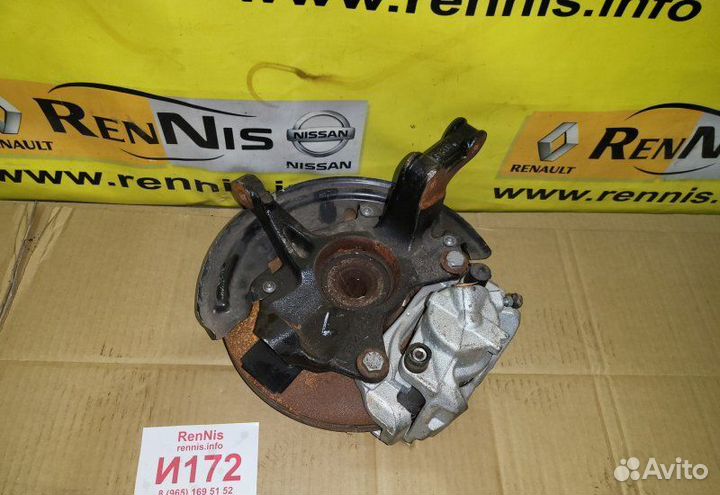 Поворотный кулак передний левый Renault Fluence