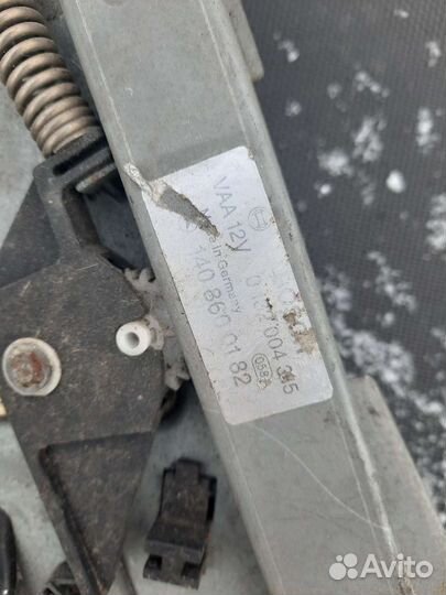 Механизм подачи ремня mercedes C140 CL