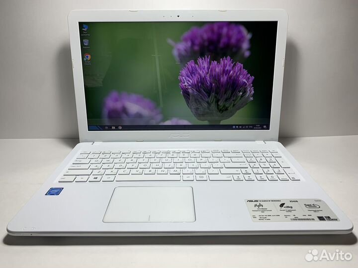 Идеальный как новый ноутбук Asus intel/4gb/ssd