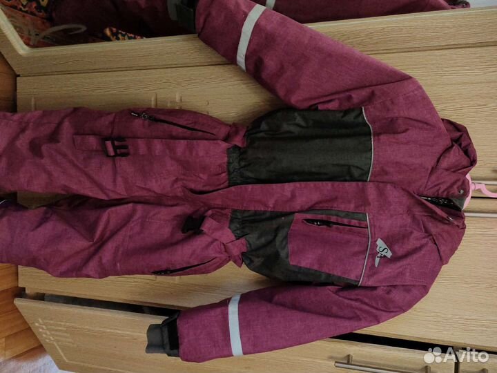 Зимний комбинезон для девочки