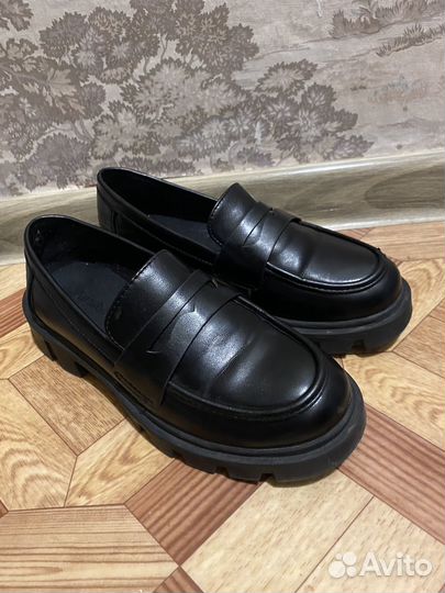 Лоферы для девочки 35 размер