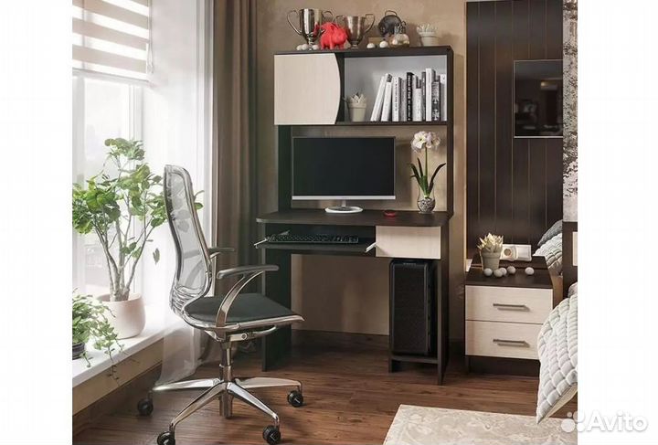 Стол компьютерный №2 венге новый