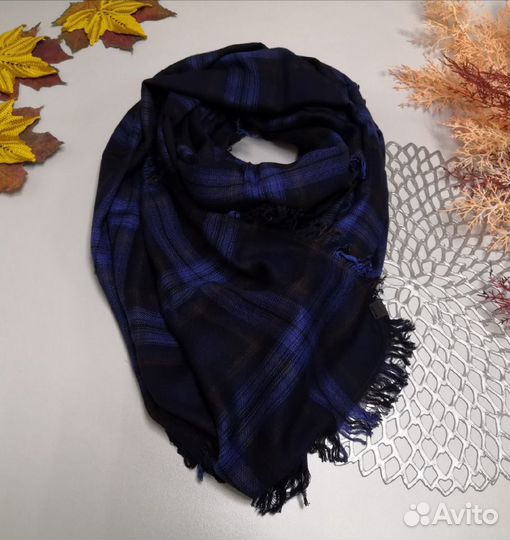 Ч13 Палантины и платки сток и и в отличном состоян