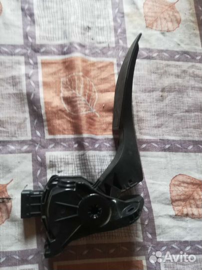 Педаль газа