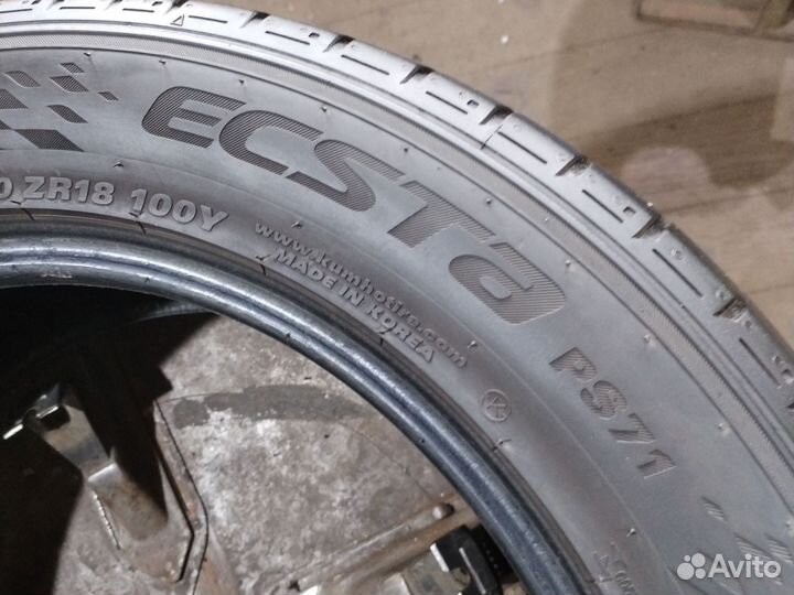 Kumho Ecsta PS71 245/50 R18 100Y