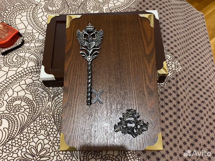 Ключница настенная