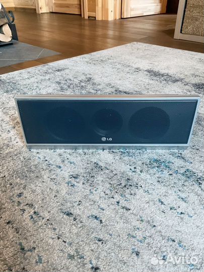 Акустические колонки LG