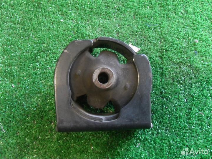 Опора (подушка) двигателя передняя Toyota Corolla