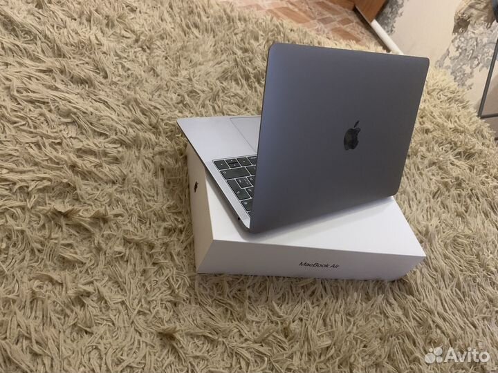 Apple MacBook Air 13 pro Retina 2018
