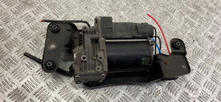 Компрессор пневмоподвески BMW X5 E70 2009 6775479