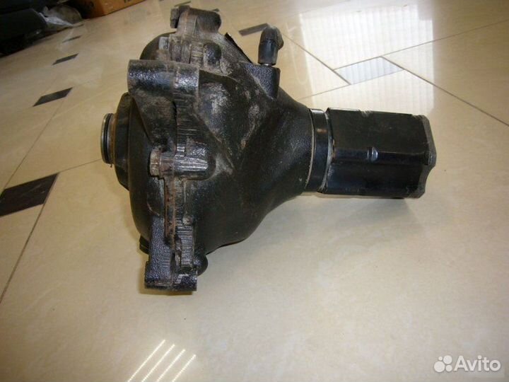 Редуктор переднего моста Bmw X5 E53 M62 2001