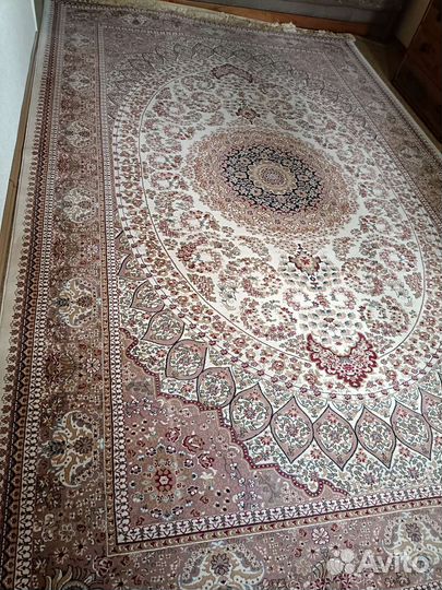 Ковёр в идеальном состоянии, 240 на 410см
