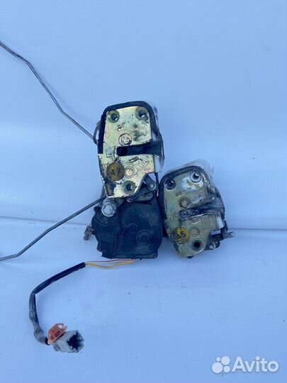 Замки дверей левые Honda civic ferio eg