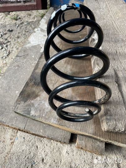 Пружина задняя opel астра h седан