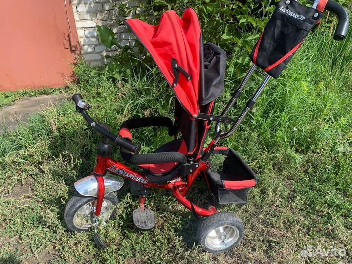 Детский велосипед с ручкой