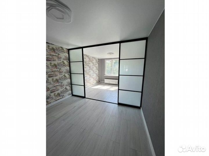 Раздвижные межкомнатные перегородки