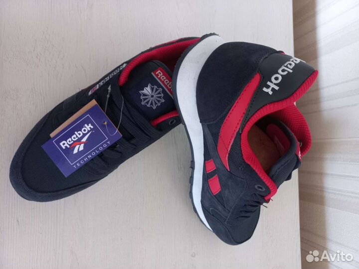 Кроссовки reebok