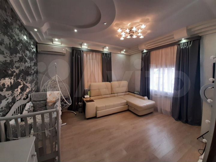 Дом 324 м² на участке 3,6 сот.