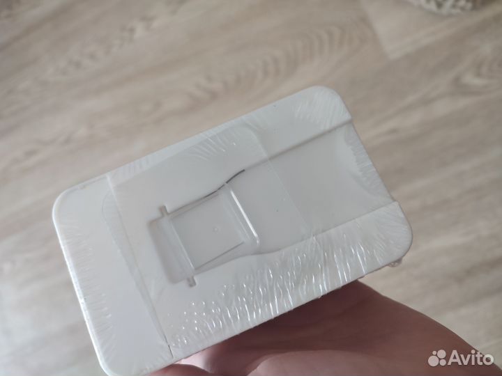 Дозатор для зубной пасты