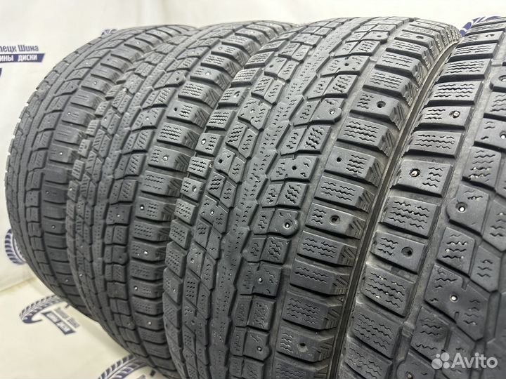 Dunlop SP Winter Ice 01 215/65 R16 102T