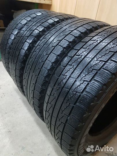 Nexen Winguard Ice 215/65 R16 98Q