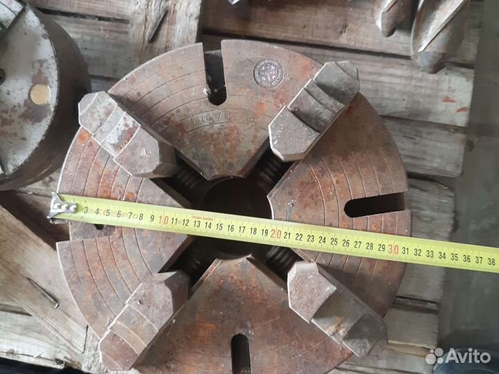 Токарный инструмент