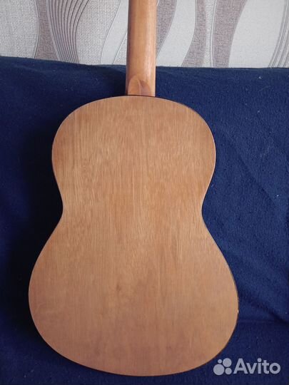 Классическая гитара yamaha c 40m с чехлом