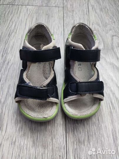 Сандали 25 размер