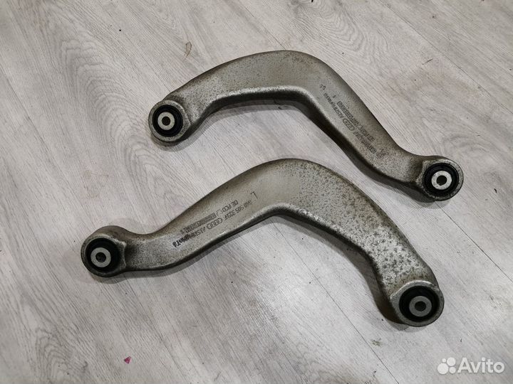 Рычаг задний верхний левый Audi A4 B8 2008-2012