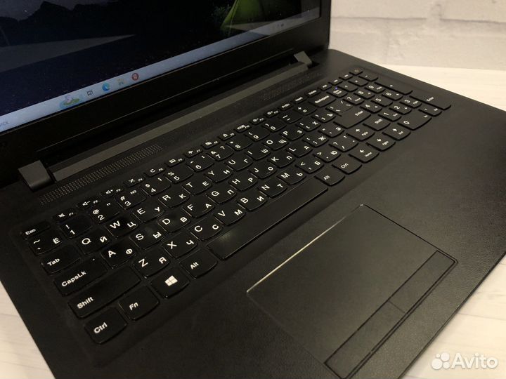 Отличный ноутбук Lenovo 4 ядра/1000gb