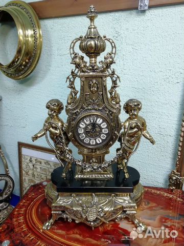 Маска часов. Каминные часы с канделябрами hermle. Часы сатир. Mozer. Часы сатир.