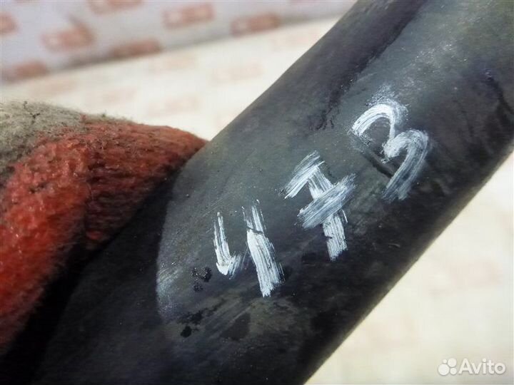 Патрубок системы охлаждения Volkswagen Caravelle