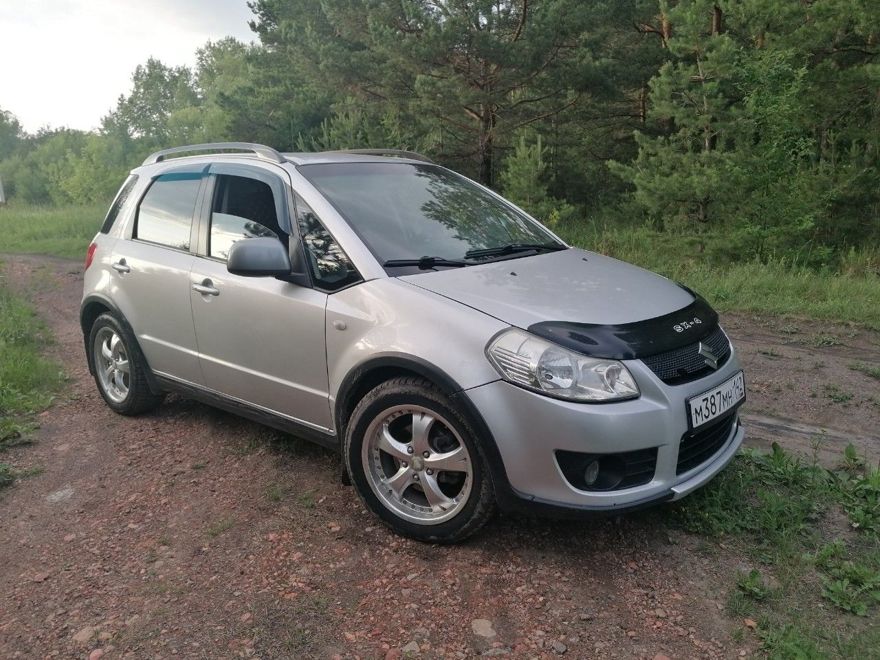 Suzuki SX4: фото владельца