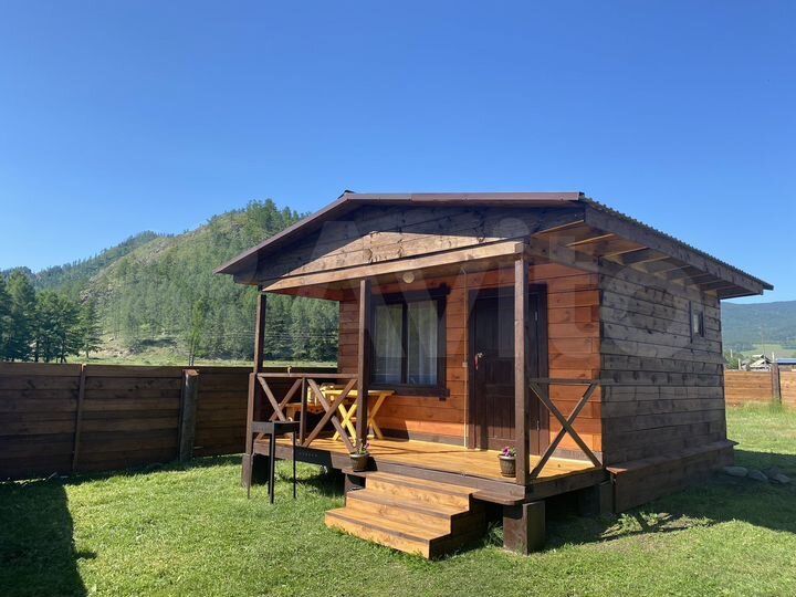 Дом 20 м² на участке 10 сот.