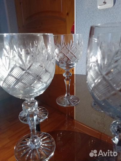 Хрустальные фужеры, бокалы