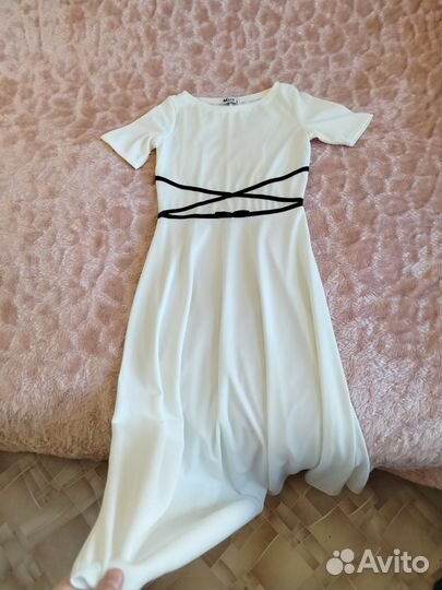 Белое длинное платье S