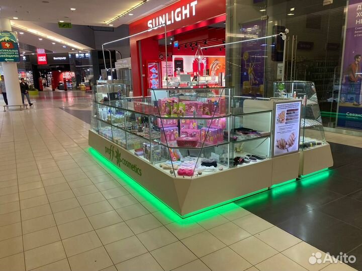Продается торговый остров в трц Гагаринский 1 этаж