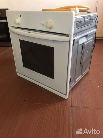 Газовый духовой шкаф Hotpoint Ariston